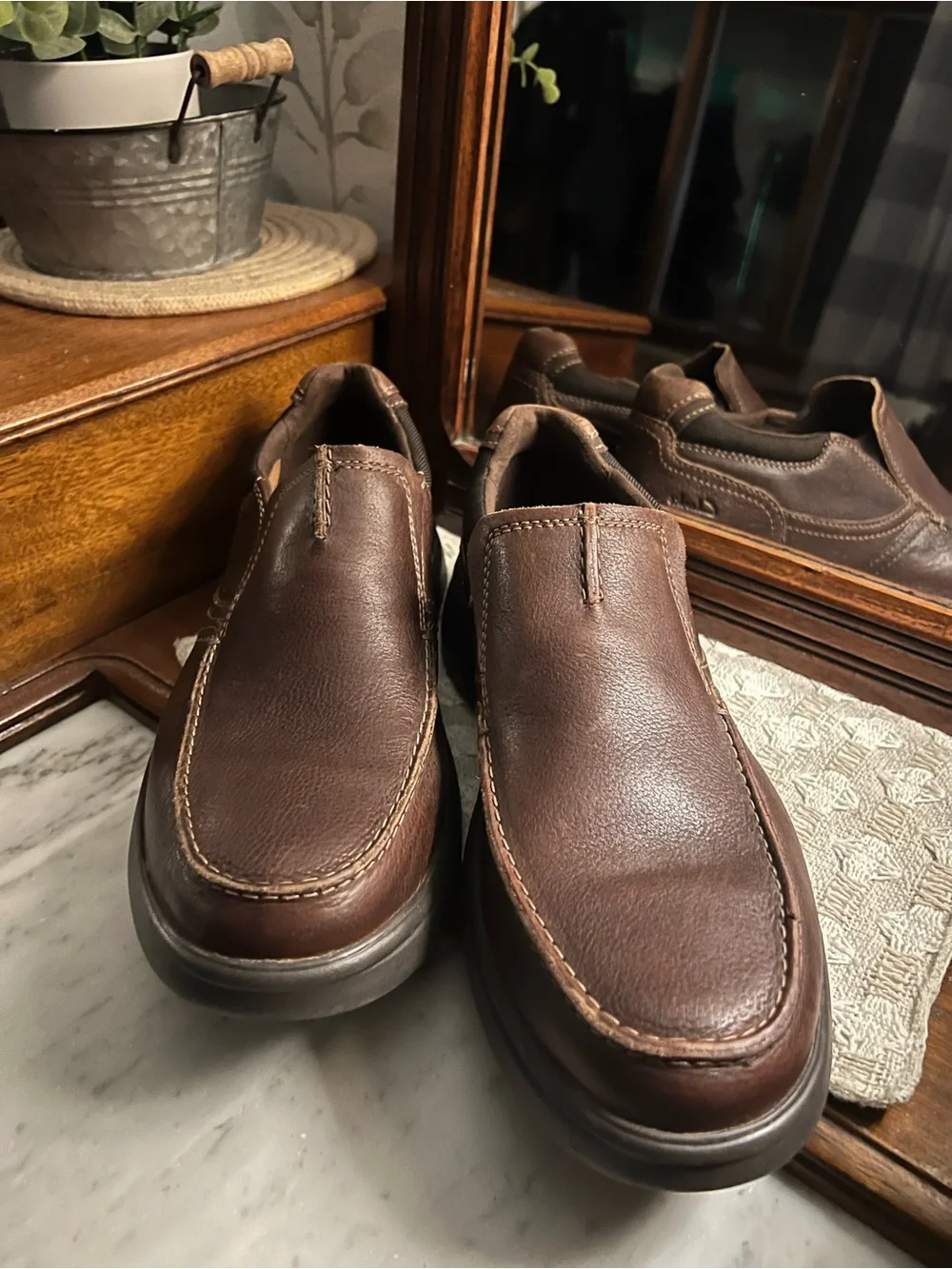 CLARK'S‎ Classic Slip On Bradley Free Leather Loafers Brown Black Men's Size 11